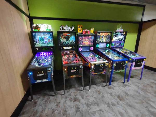 Back-room Rob Zombie, Total Nuclear, Rick & Morty Pinball